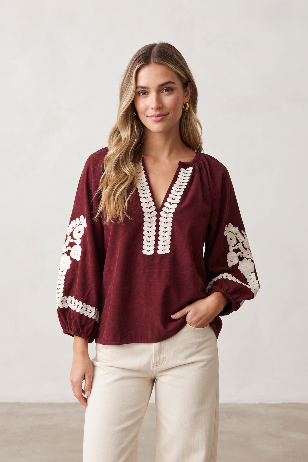 Blouse brodée manches ballons