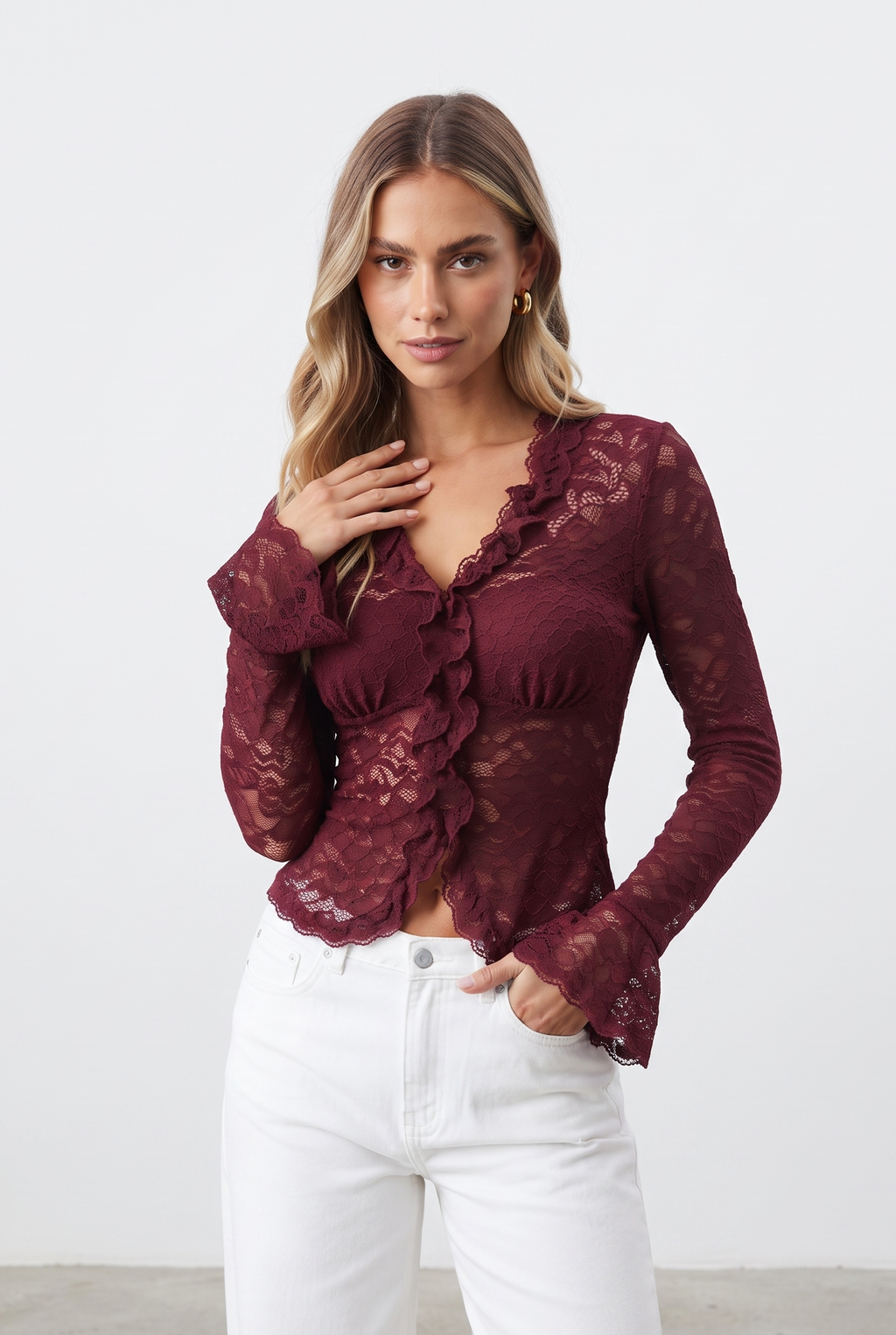 Top en dentelle raffinée