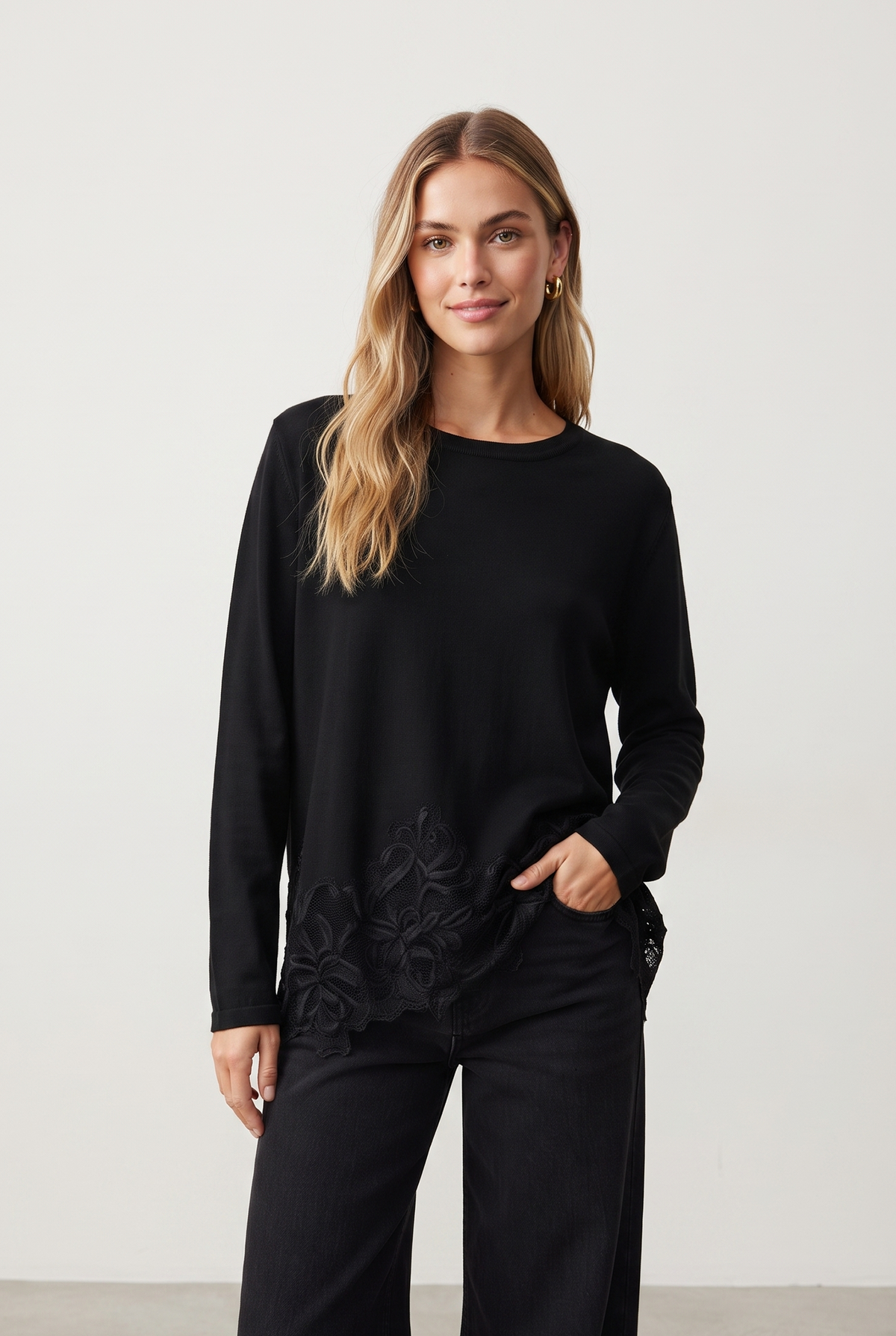 Pull maille dentelle