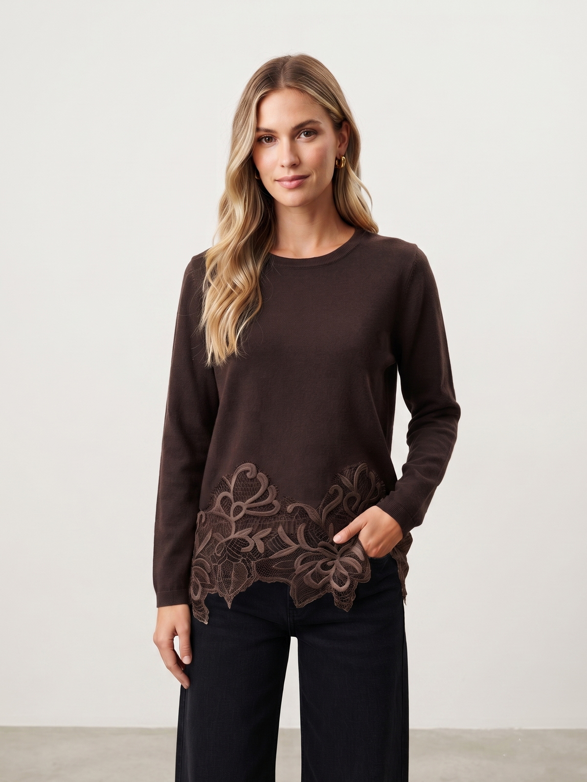 Pull maille dentelle