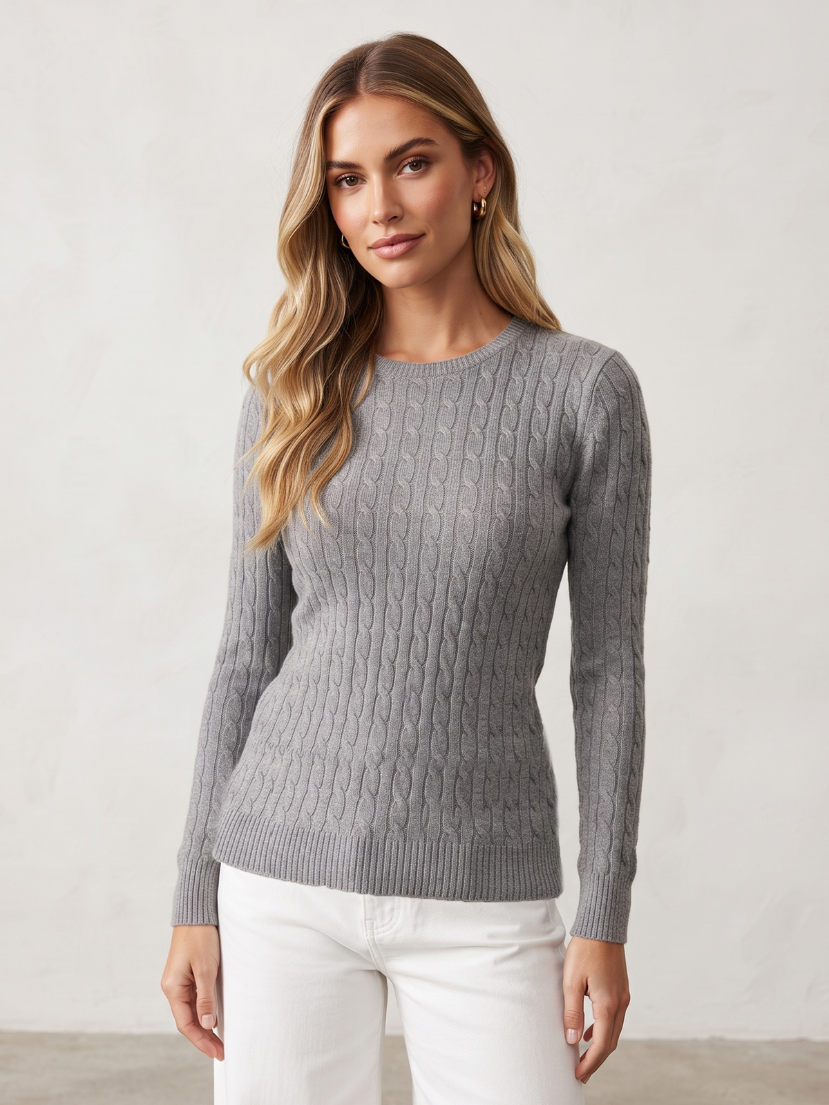 Pull torsadé col rond